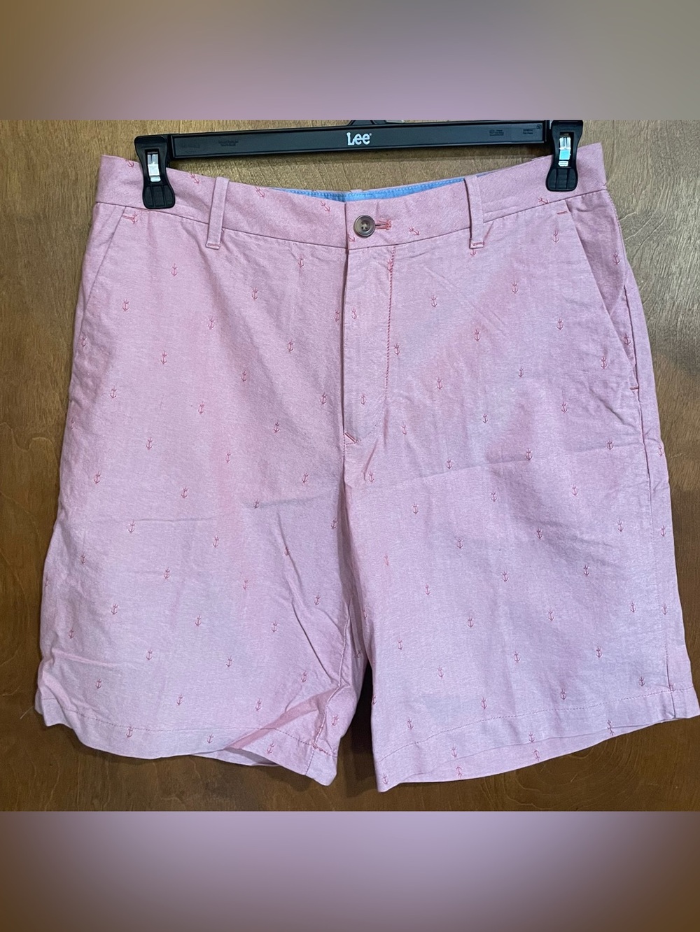 Izod Men's Pink Anchor-Embroidered Flat Front Shorts